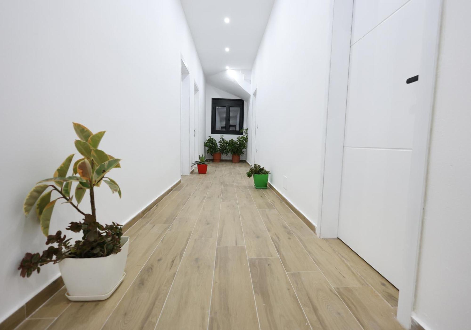 Guesthouse Aurel Berat Exterior photo