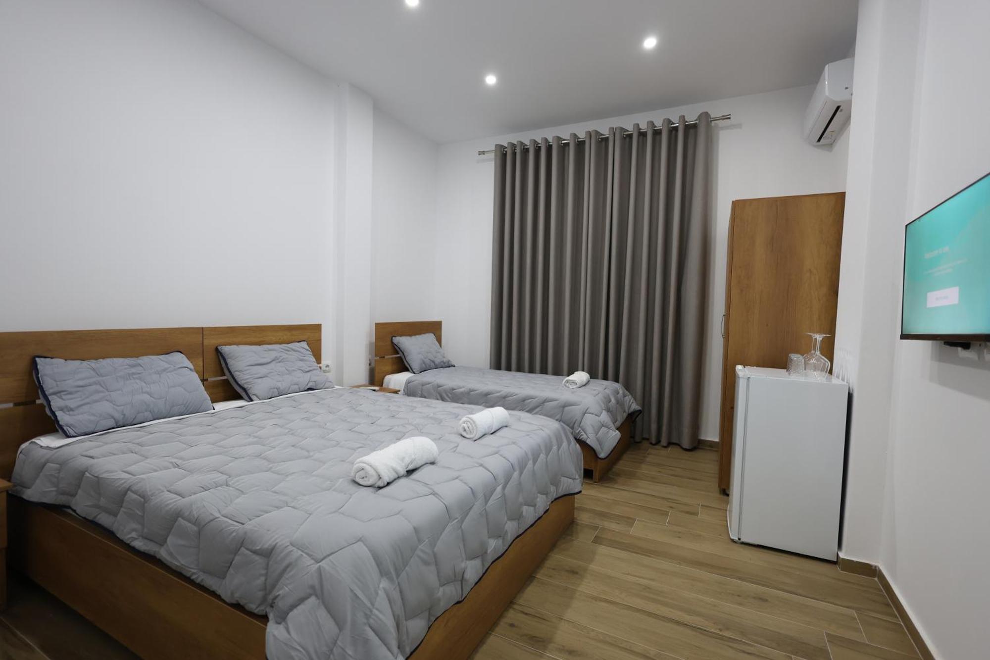 Guesthouse Aurel Berat Exterior photo