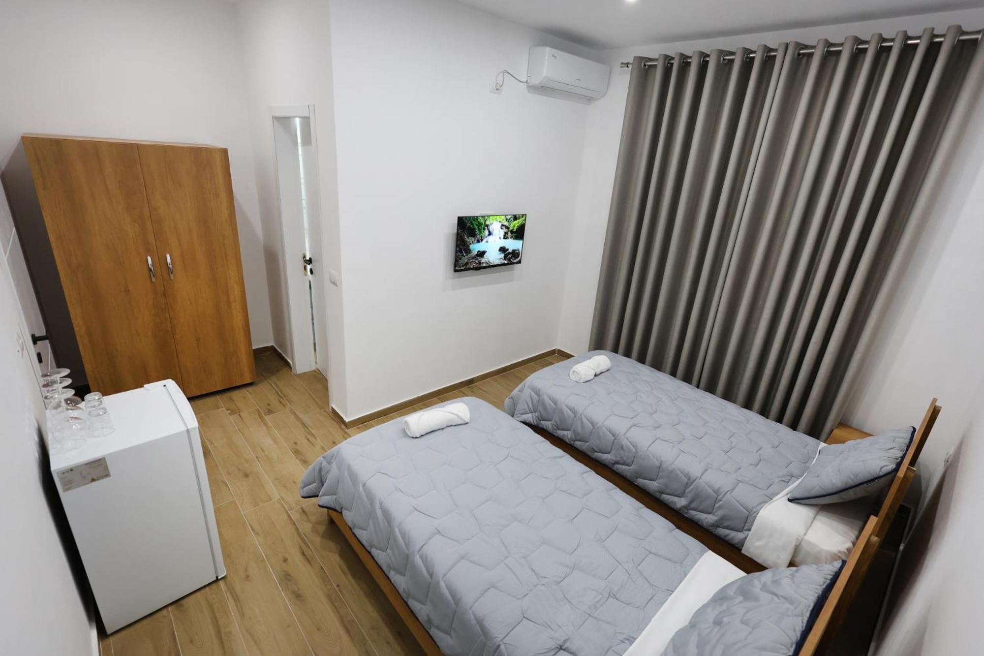 Guesthouse Aurel Berat Exterior photo
